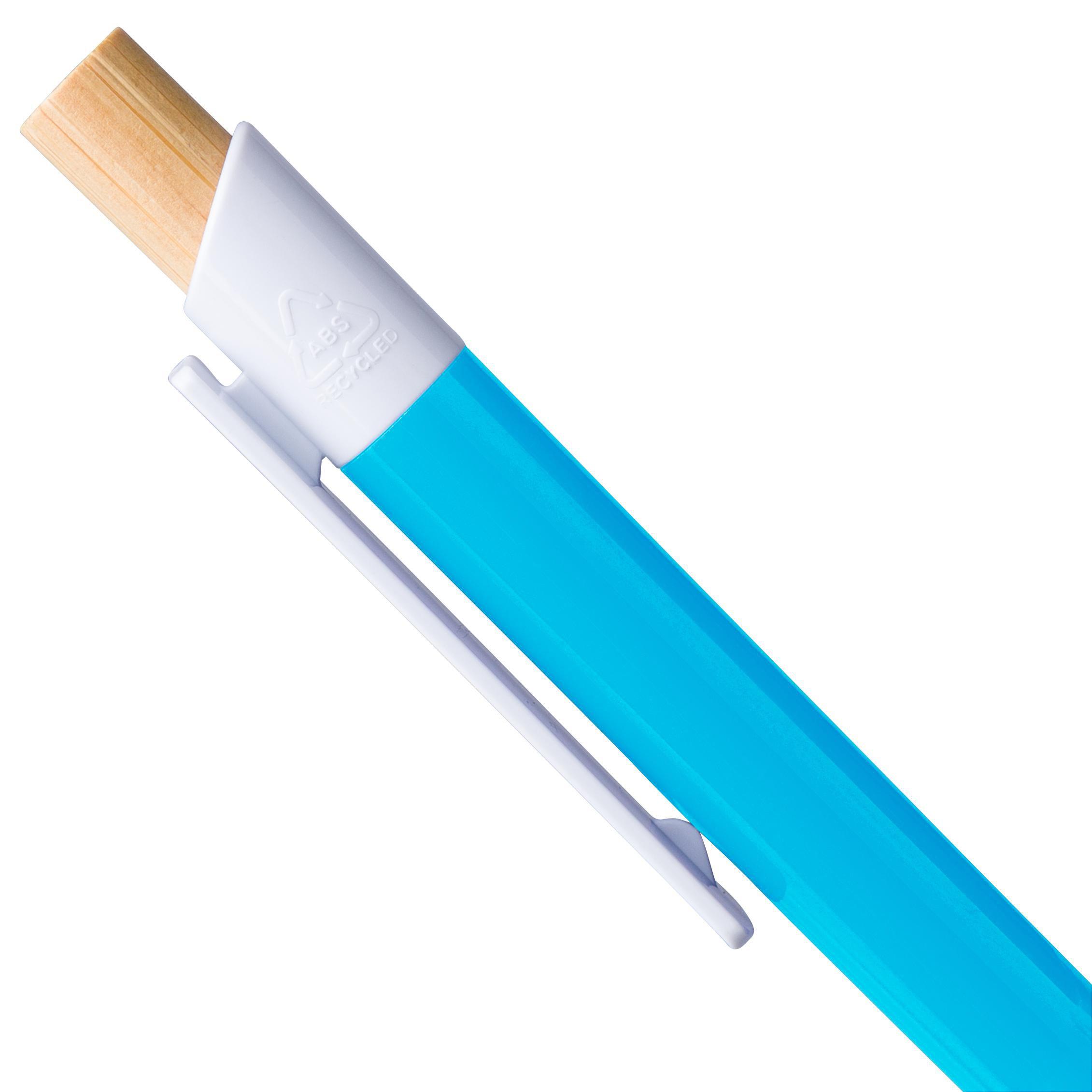 Hellblau