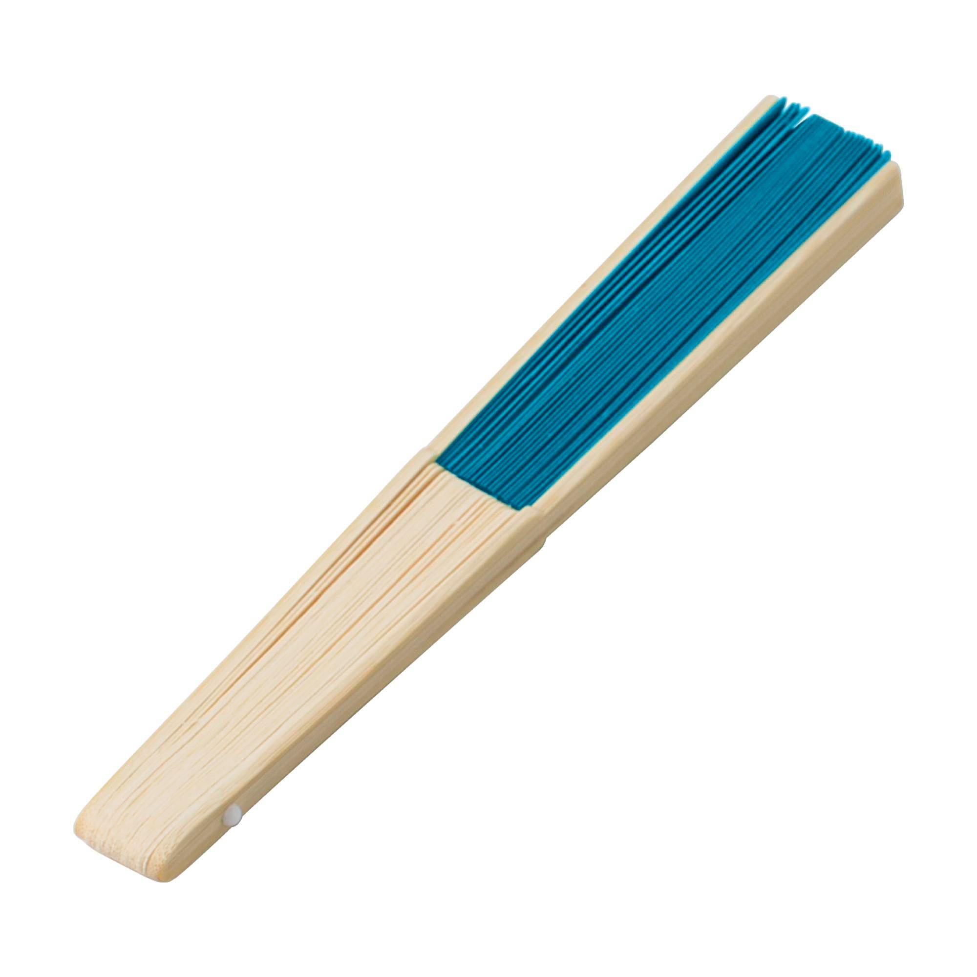 Hellblau