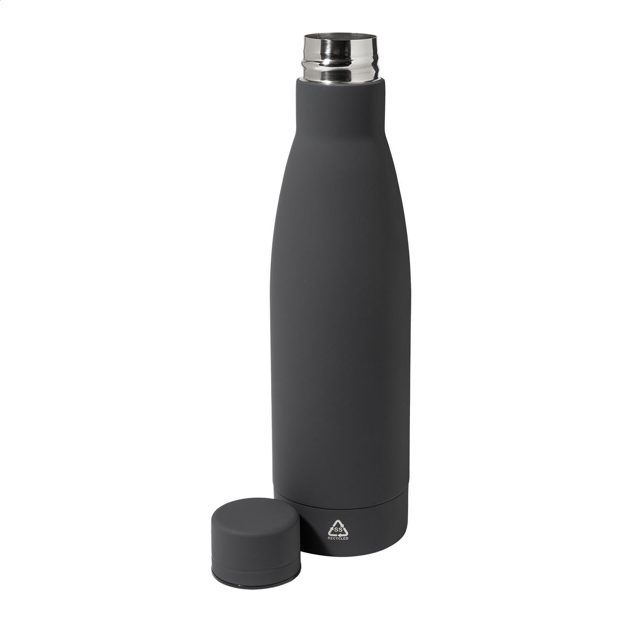 Flasche aus recyceltem Edelstahl