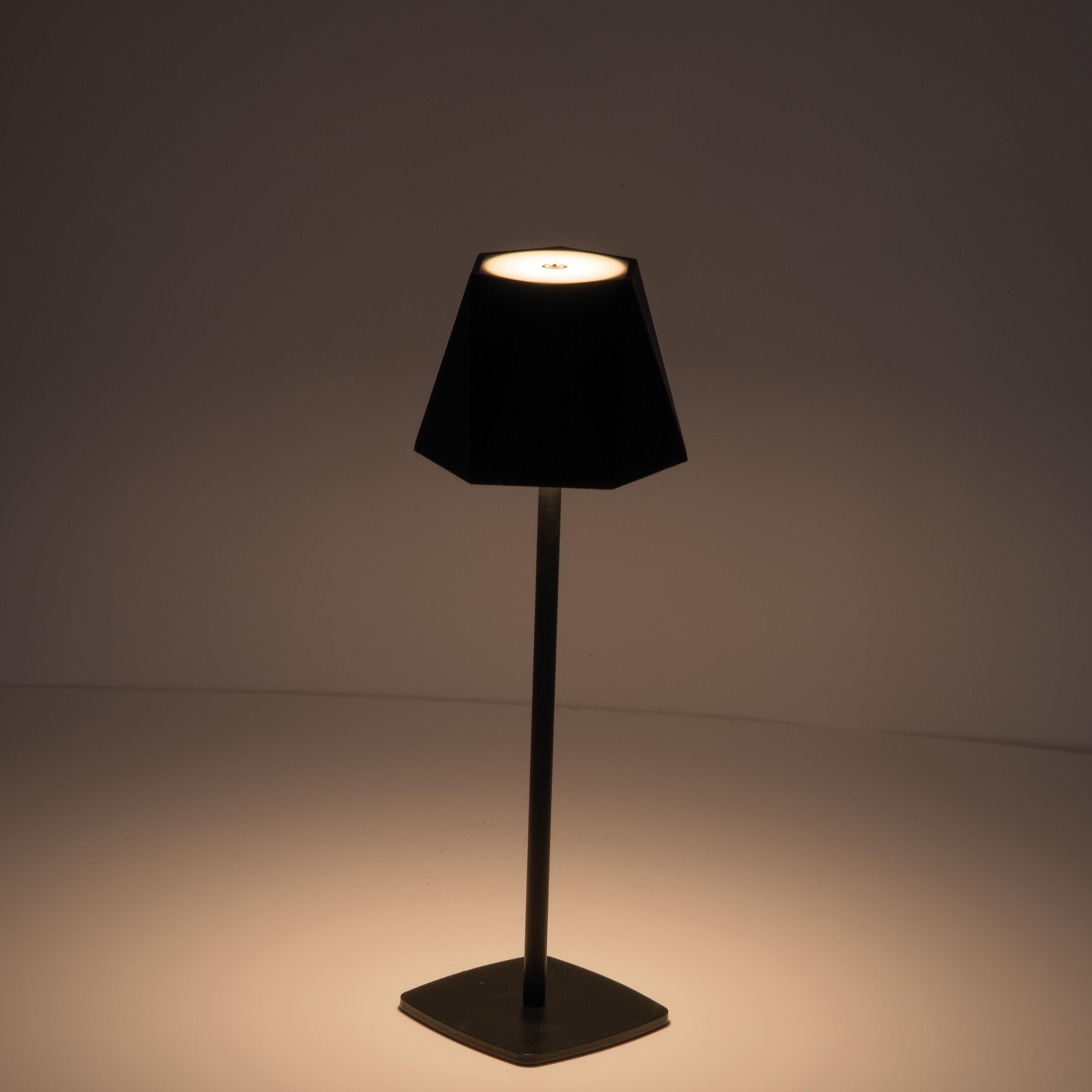 Tischlampe Blackburn