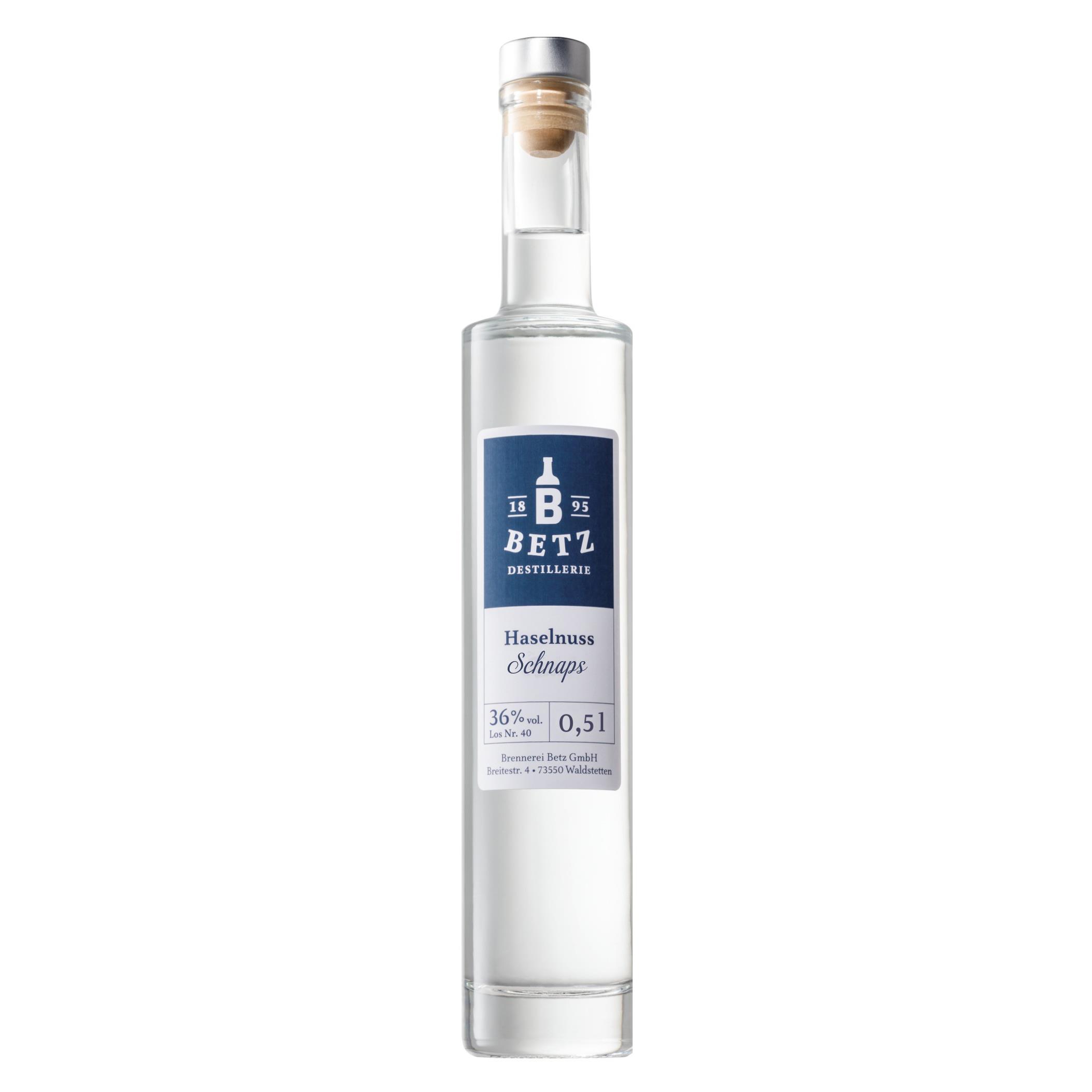 Haselnussschnaps 0,5 l in Flasche Atlantis, 36 % vol.